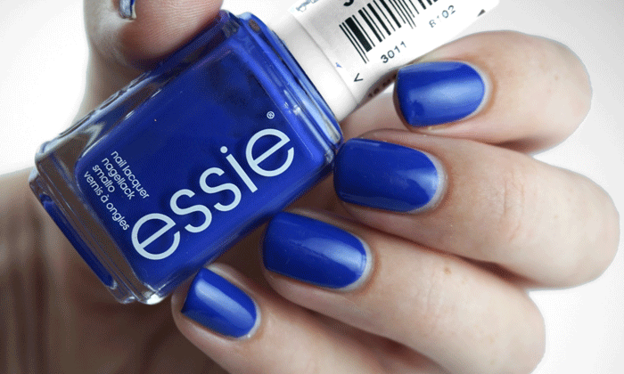swatch of Essie all access pass