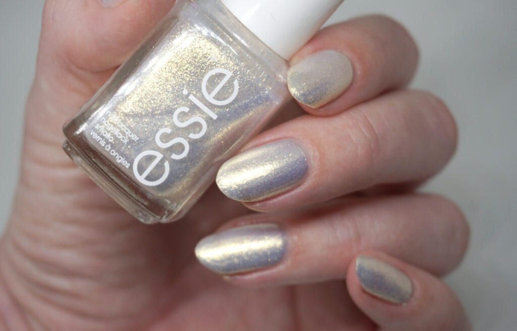 Review and swatch of Essie twinkle in time